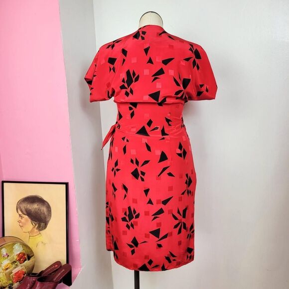 Vintage 80s Red & Black Geometric Print Wrap Dress - Picture 3 of 8